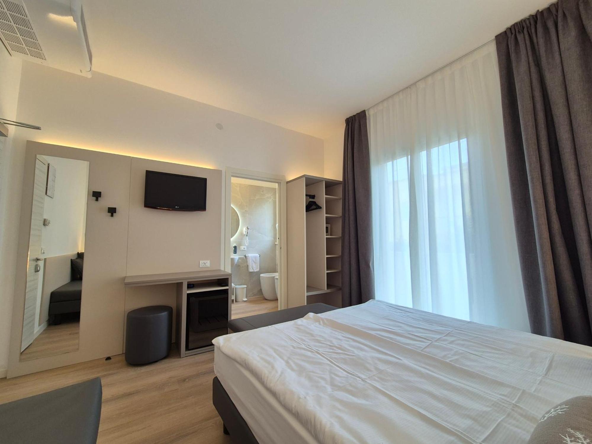 Hotel Delfino Καόρλε Εξωτερικό φωτογραφία